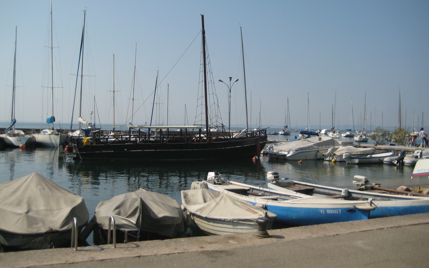 Hafen am Lago di Garda in Italia